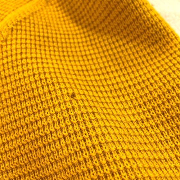 Italian Merino Yarn Sweater - Picture 6 of 8